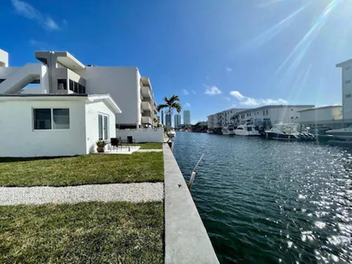 Casa Canal North Miami Beach Exterior foto